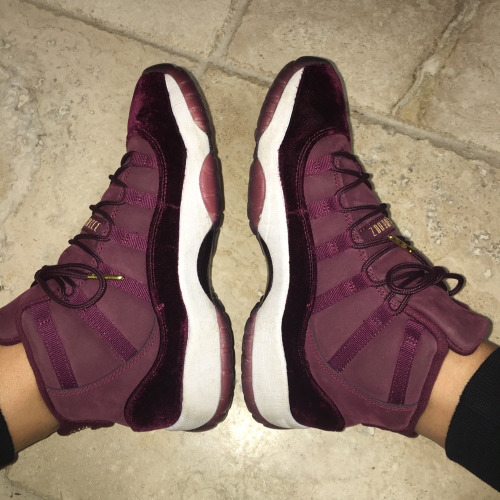 Air Jordan 11 Retro RL GG Heiress Velvet Maroon